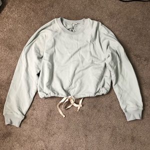 NIA sage cropped crewneck